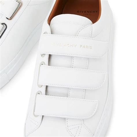 givenchy heren sneakersale|Givenchy low top sneakers.